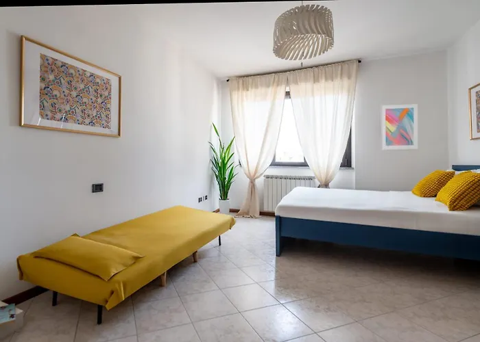 Lorelake Holidays - Sunny *