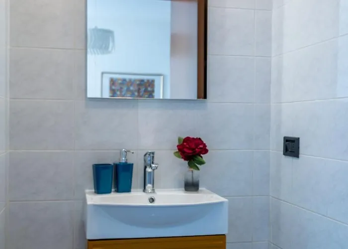 Lorelake Holidays - Sunny *