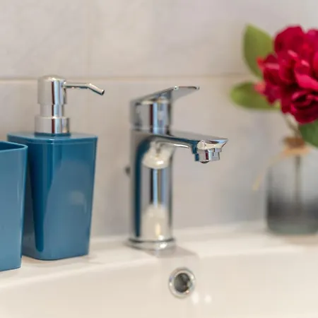 Lorelake Holidays - Sunny *